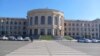 Գյումրիի քաղաքապետարանի շենքը, արխիվ