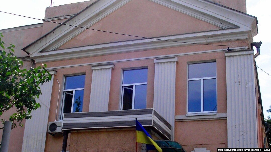 Будівля історичної мечеті у Дніпрі, там зараз спортивна школа