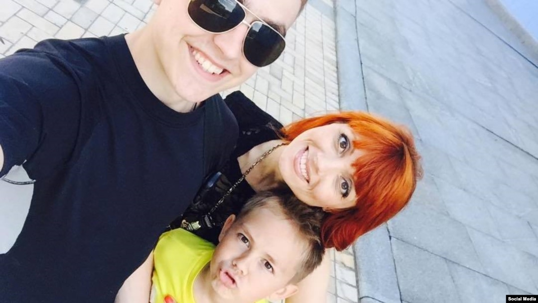 Элина Галва вместе с детьми