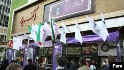 بحث و حديث ها درباره داوری جشنواره فيلم فجر همچنان ادامه دارد.