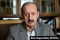 ვახტანგ ხმალაძე