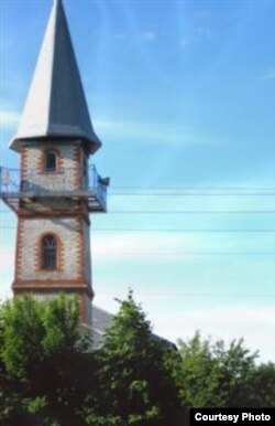 Түбән Тәүде районының Икенче Казанлы авылы мәчете дә шәех Нәҗметдин ярдәме белән салына