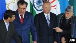 حضور محمود احمدی‌نژاد در اجلاس سران سازمان شانگهای در روسیه