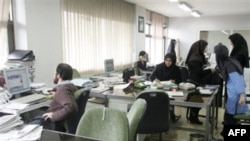 روزنامه همشهری از رشد زيرزمينی رفتارهای پرخطر بین نوجوانان کشور خبر داده است.