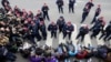 Венгрия одобрила в Конституции признание только двух полов