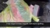 Абаронца Курапатаў прыкаваў сябе да бампэра МАЗа будаўнікоў. Відэа