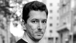 Писатель Денис Безносов.