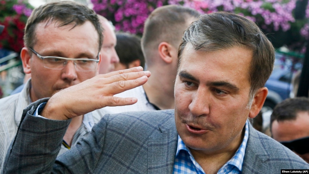 Міхеїл Саакашвілі в аеропорту «Бориспіль» під час повернення до України, 29 травня 2019 року