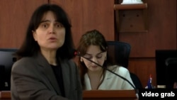 ქირურგი-იმპლანტოლოგი თათია ანდღულაძე მზია ამაღლობელის სასამართლო სხდომაზე