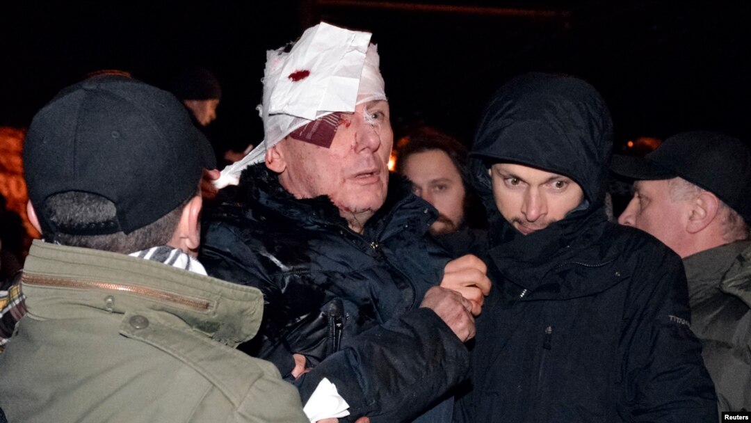 Neredi u Kijevu, povređeni Jurij Lutsenko