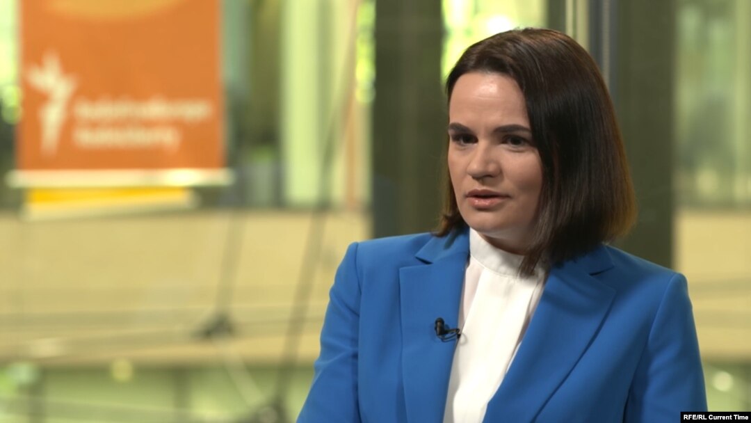 «Спецслужби завжди тиснуть на найболючіше. У моєму випадку це діти» – Світлана Тихановська в інтерв’ю Радіо Свобода. 8 червня 2021 року, Прага