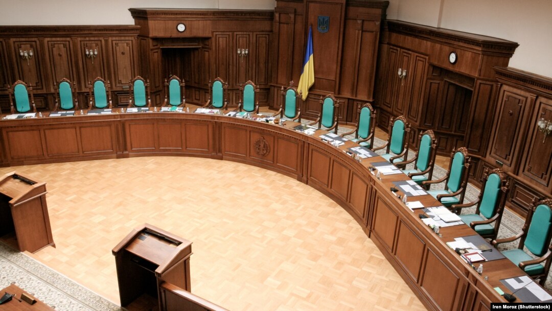 «Опозиційний блок» заявляє, що почав збір підписів під зверненням до Конституційного суду з вимогою визнати цей закон неконституційним