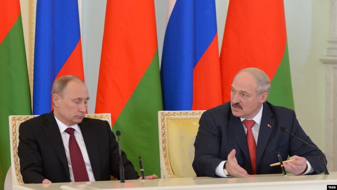 Unequal partners: Russian President Vladimir Putin and his Belarusian counterpart, Alyaksandr Lukashenka 