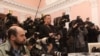“Бешинчи каналдын” айланасында суроо көп