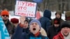 "Абсолютно бесправны". Дальнобойщики из-за "Платона" избавляются от машин